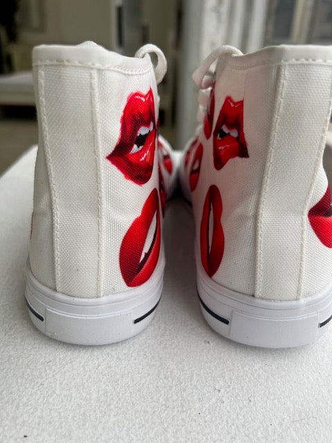 The Khool Closet: "Savage Kiss" shoe collection for women. Red+White