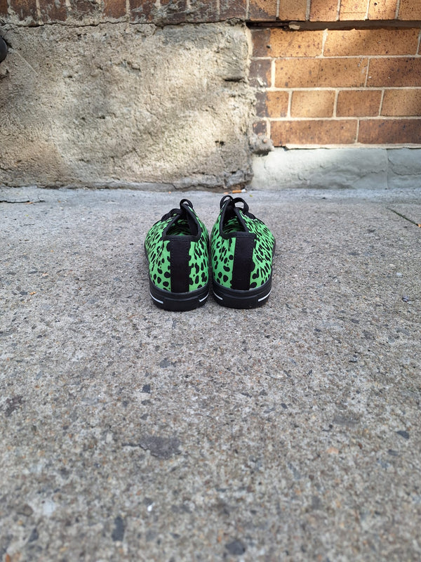 Leopard print green & black low top for women